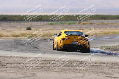 media/Oct-04-2025-OnGrid (Sat) [[44bd565ffa]]/Green Group/Grapevine/